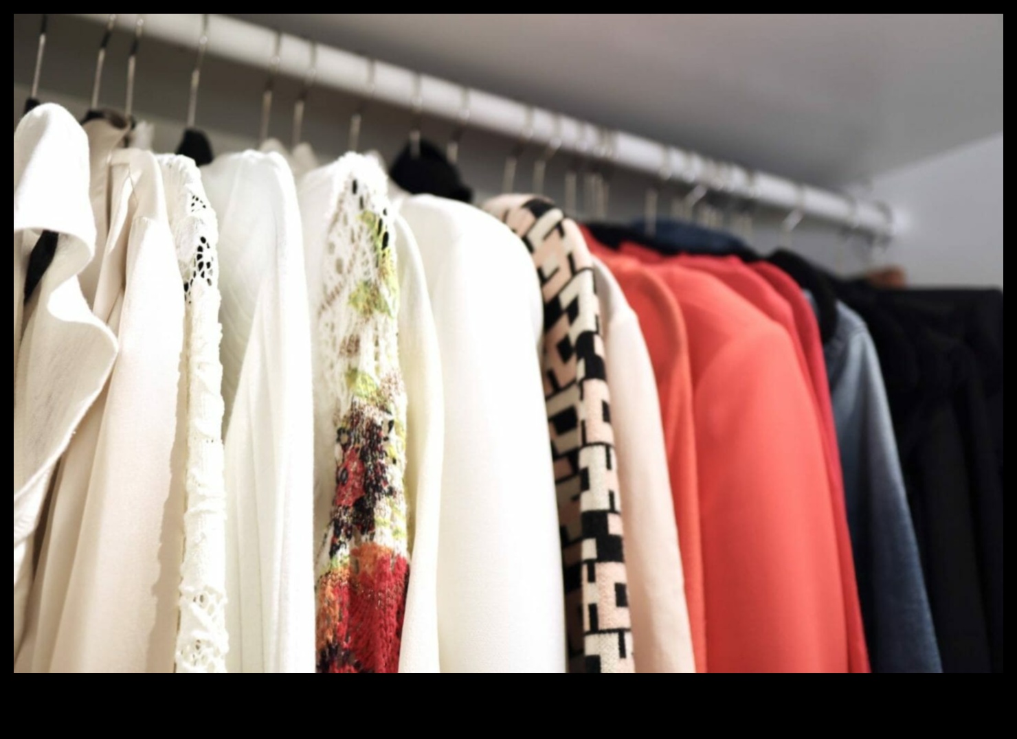 Dress Dreams: Πλέξτε τις φαντασιώσεις στην καθημερινή σας γκαρνταρόμπα