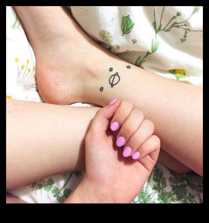 Tiny Tattoos, Grand Stories Ankles UnveiledΜια συλλογή ιστοριών για το νόημα πίσω από τα μικρά τατουάζ στους αστραγάλους. 3 Tiny Tattoos, Grand Stories: Ankles Unveiled