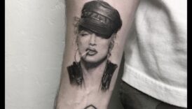 Micro Masterpieces: Craftsmanship in Delicate Minimalist Ink Art