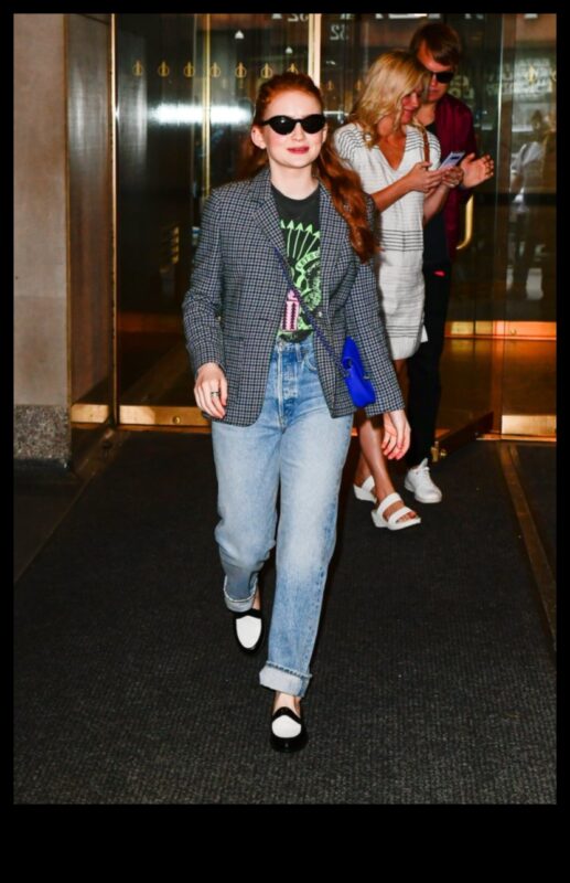 Paparazzi Perfect: Κοστήματα διασημοτήτων που τραβούν την προσοχή