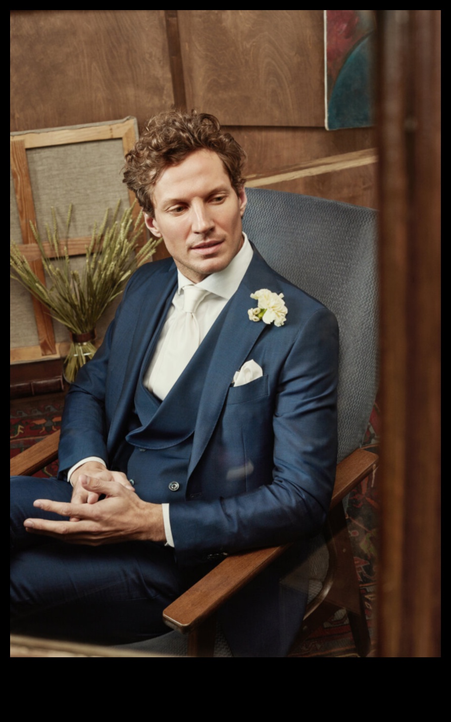 Κομψά εικονίδια ενδυμασίας γαμπρού για μια διαχρονική ημέρα γάμου 1 Chic Sophistication: Groom's Attire Icons