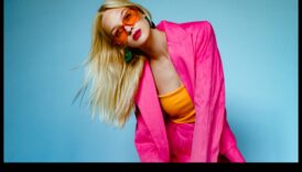 Vivid Vibes: Δώστε χρώμα στην γκαρνταρόμπα σας με κομψές επιλογές